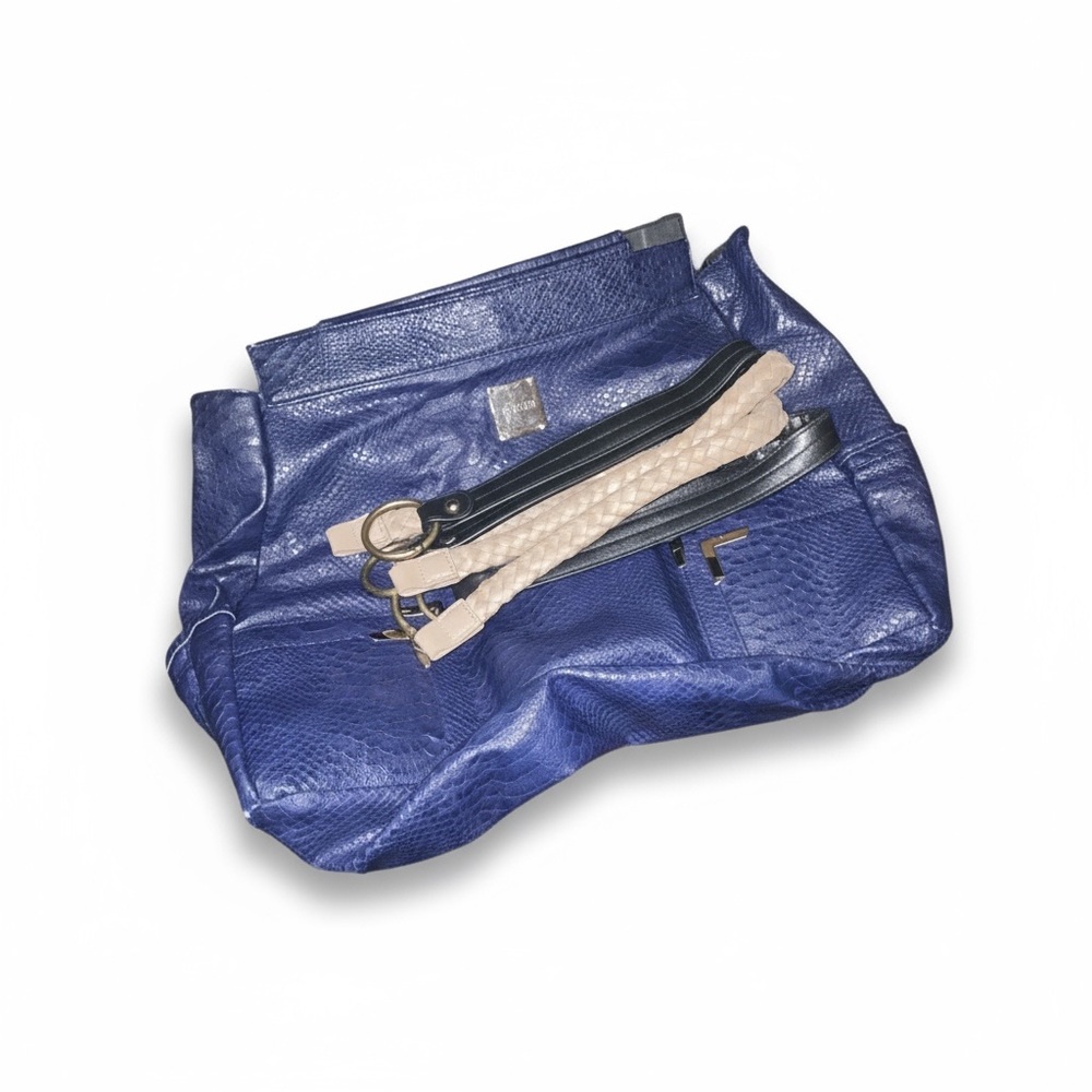 Miche SET OF 6 PREOWNED PRIMA SLEEVES in great condition!!
FREE straps INCLUDED